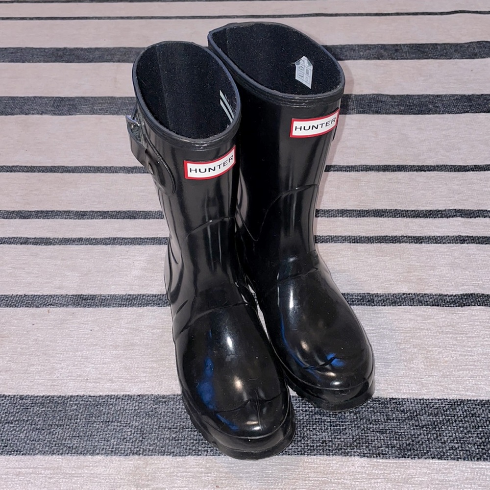 Nearly New Hunter Boots